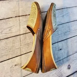 Rage | Shoes | Rage Handmade India Mens Shoes Tan Gold  display picture 1